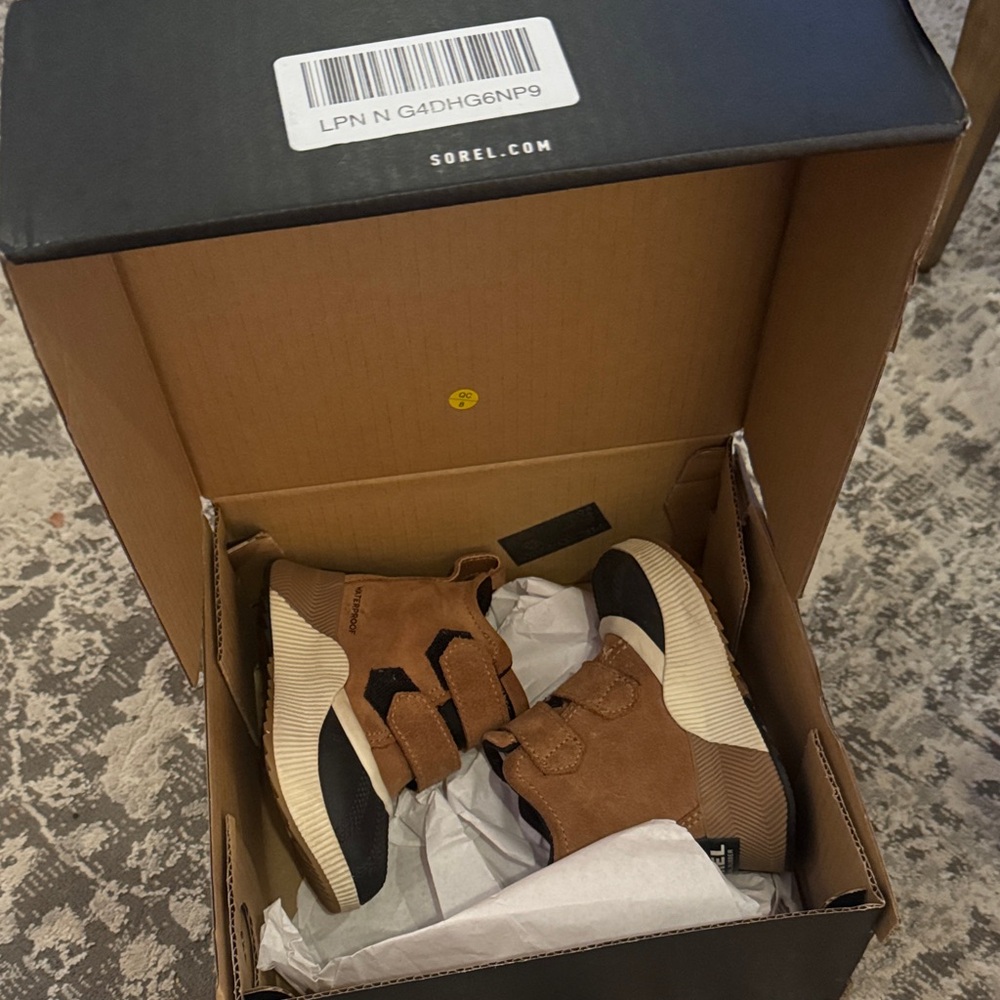 Sorel Children’s out n about Classic WP: Camel Brown/ Sea Salt